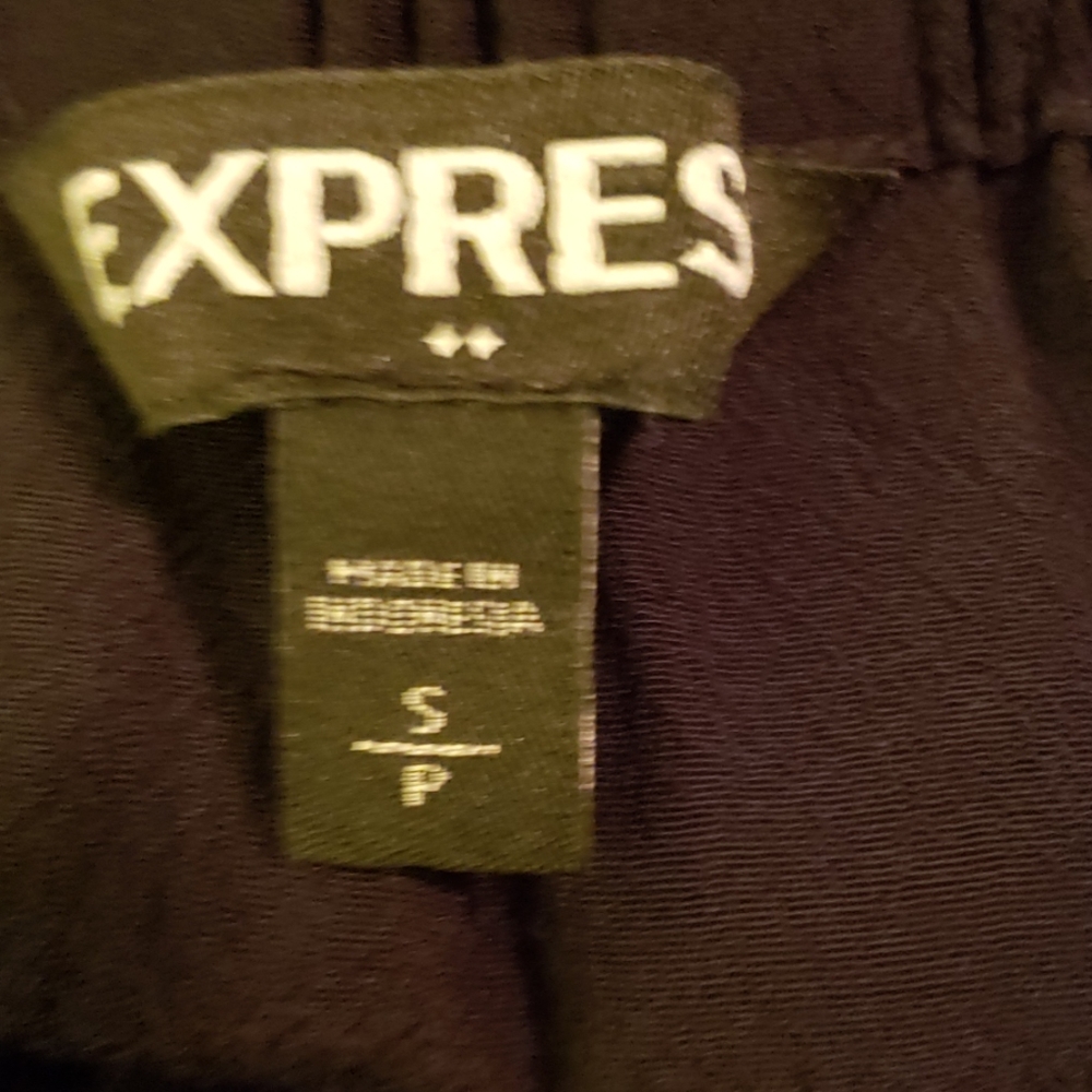 Express Romper - Picture 2 of 3